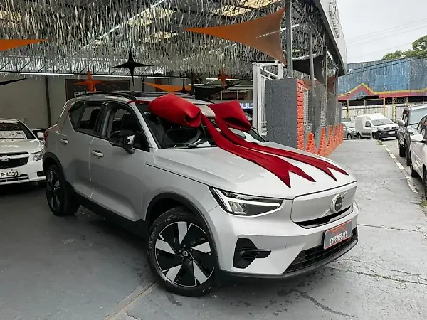 Volvo XC40 Recharge - Imagem 3
