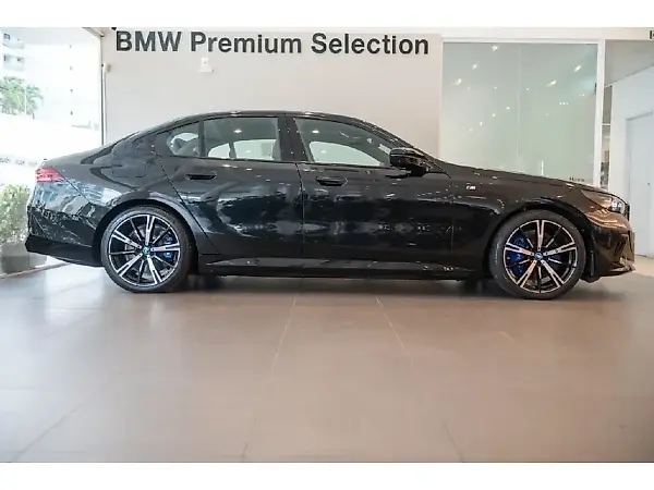 BMW I5 M60 - Imagem 4