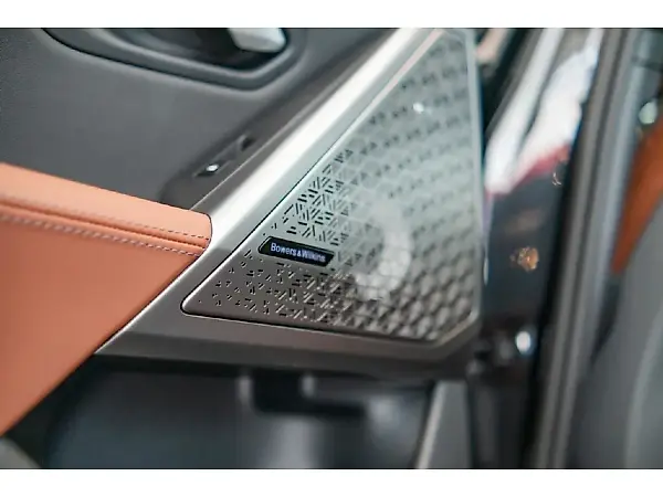 BMW I5 M60 - Imagem 8