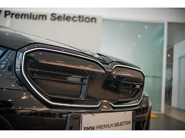 BMW I5 M60 - Imagem 16