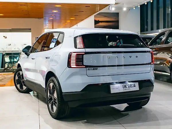Volvo EX30 - Imagem 7