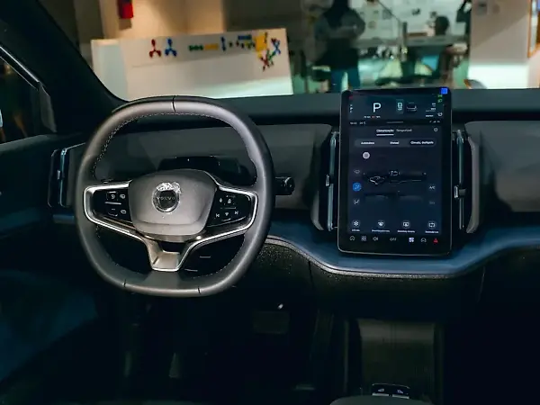 Volvo EX30 - Imagem 8