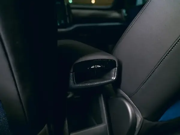 Volvo EX30 - Imagem 17