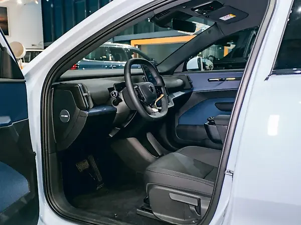 Volvo EX30 - Imagem 16
