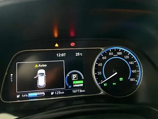 Nissan Leaf - Imagem 6