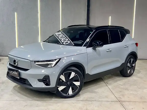 Volvo XC40 Recharge - Imagem 1