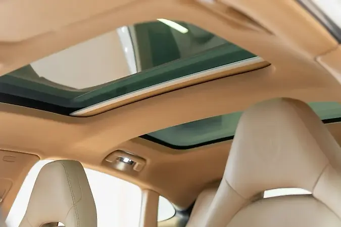 Porsche Panamera 4 E-hybrid - Imagem 18