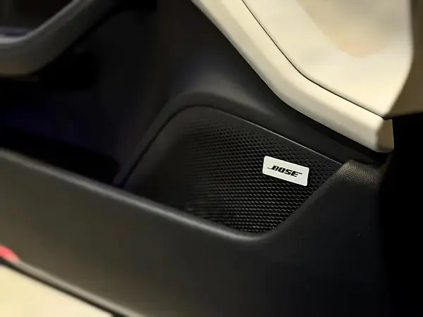 Porsche Taycan - Imagem 10