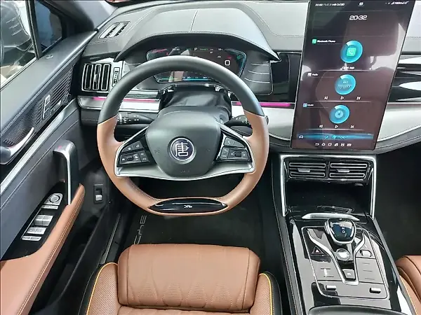 BYD Tang - Imagem 9