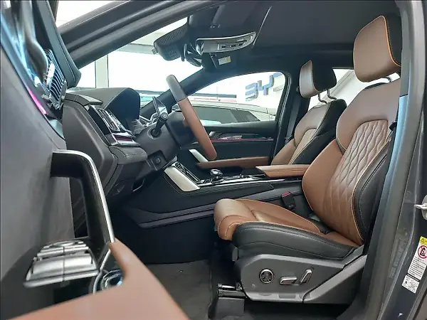 BYD Tang - Imagem 17
