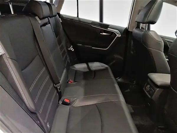 Toyota Rav4 - Imagem 13