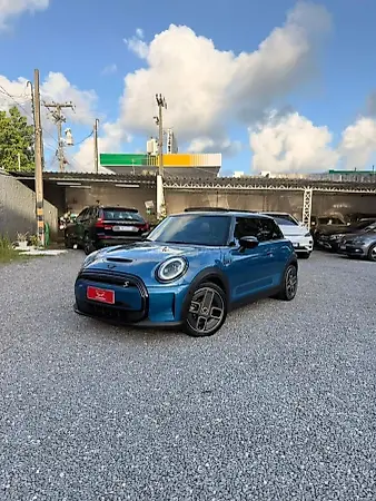 Mini Cooper SE - Imagem 1