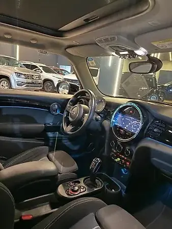 Mini Cooper SE - Imagem 8
