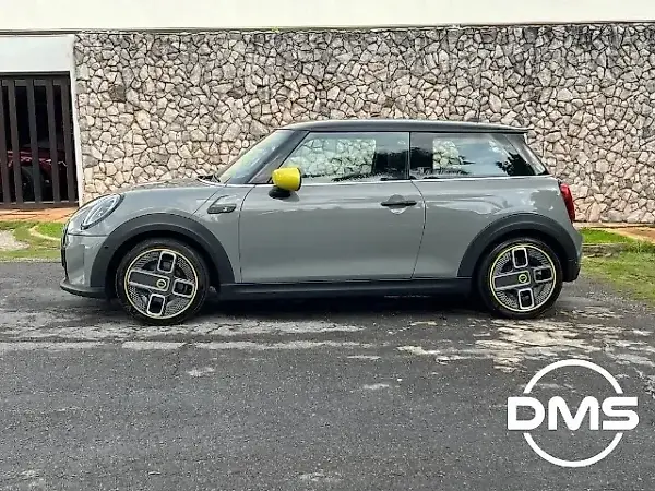 Mini Cooper SE - Imagem 9
