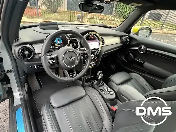 Mini Cooper SE - Imagem 14