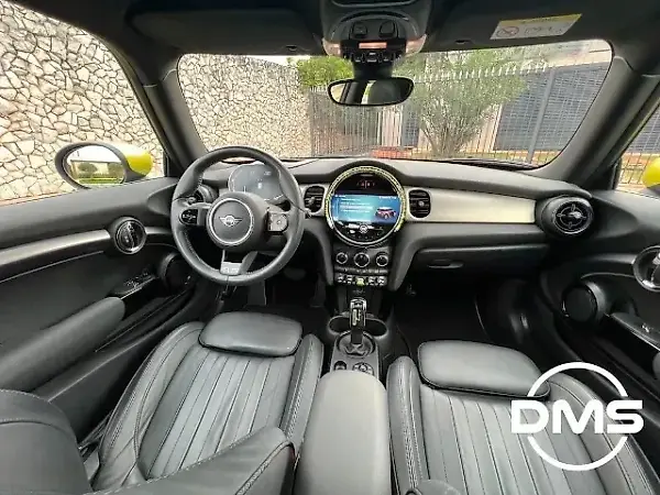 Mini Cooper SE - Imagem 16