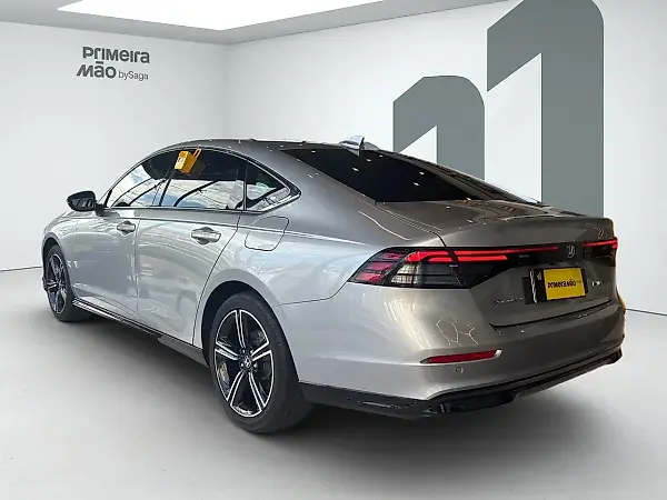 Honda Accord Plug-in Hybrid - Imagem 4