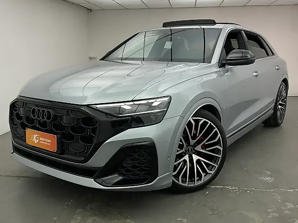 Audi Q8 E-tron - Imagem 1
