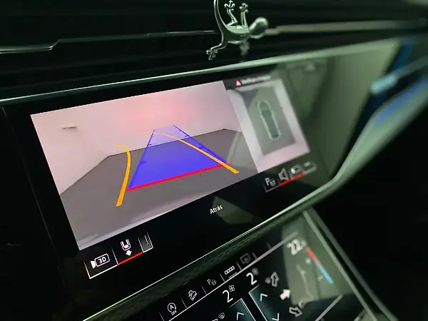 Audi Q8 E-tron - Imagem 18