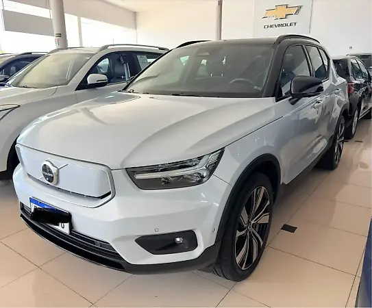 Volvo XC40 - Imagem 2