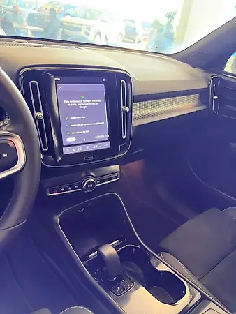 Volvo XC40 - Imagem 8