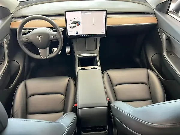 Tesla Model Y - Imagem 6