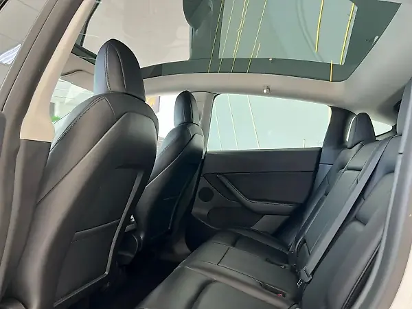 Tesla Model Y - Imagem 8