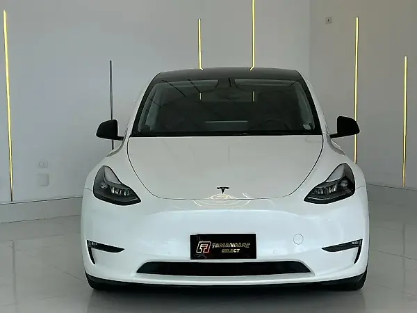 Tesla Model Y - Imagem 18
