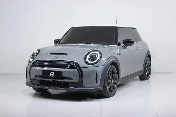 Mini Cooper SE - Imagem 1