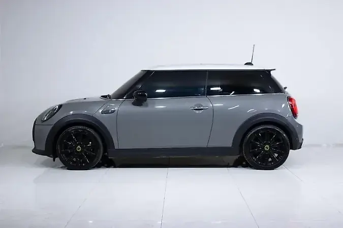 Mini Cooper SE - Imagem 11