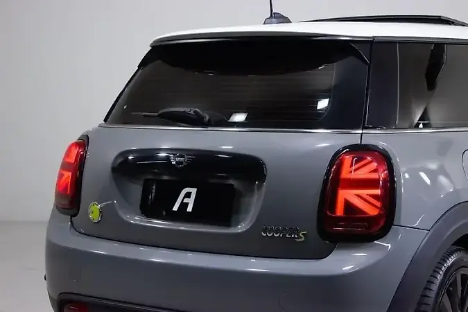 Mini Cooper SE - Imagem 12