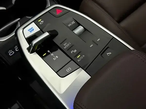 BMW IX2 - Imagem 16