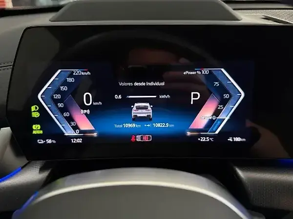 BMW IX2 - Imagem 18