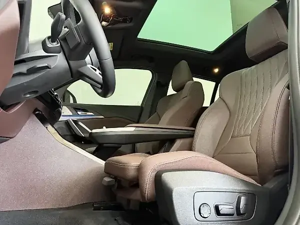 BMW IX2 - Imagem 17