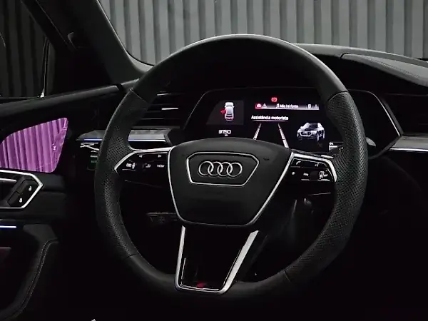 Audi Q8 E-tron - Imagem 11