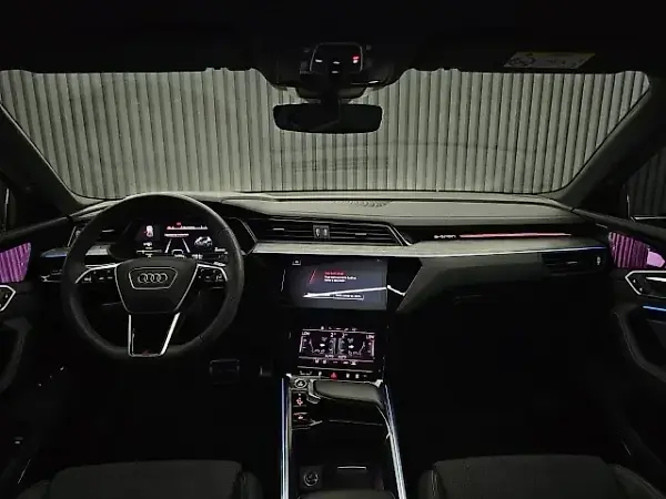 Audi Q8 E-tron - Imagem 12