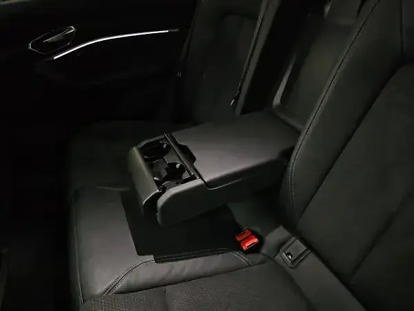 Audi Q8 E-tron - Imagem 18