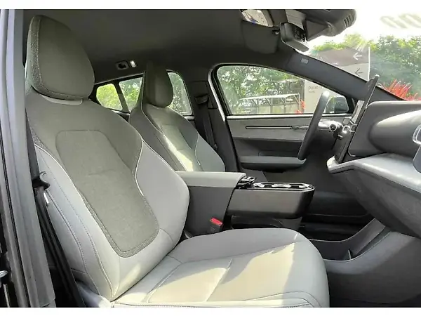 Volvo EX30 - Imagem 9