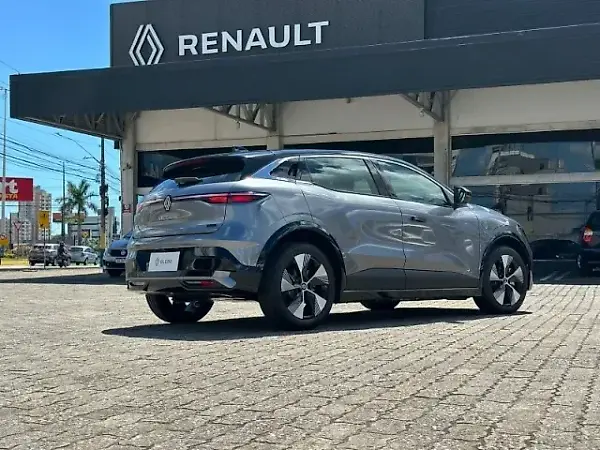 Renault Megane E-tech Electric - Imagem 10