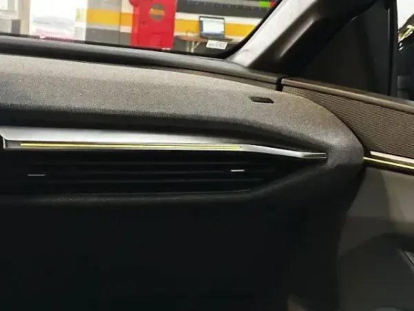 Renault Megane E-tech Electric - Imagem 16