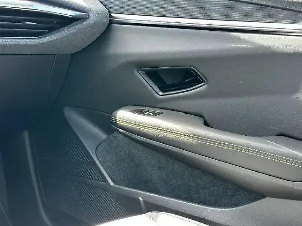 Renault Megane E-tech Electric - Imagem 17