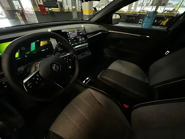 Renault Megane E-tech Electric - Imagem 7