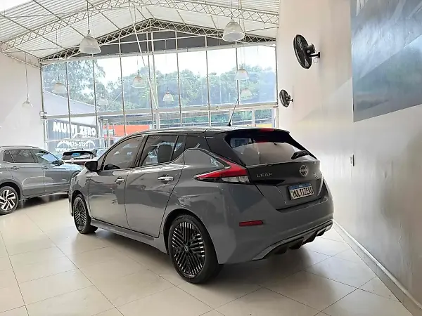 Nissan Leaf - Imagem 2