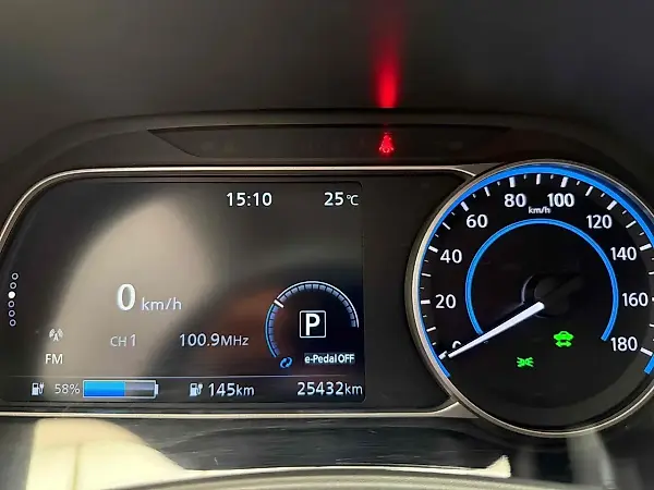 Nissan Leaf - Imagem 8