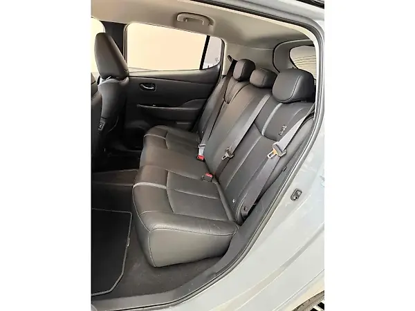 Nissan Leaf - Imagem 13