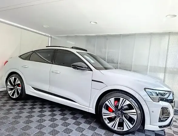 Audi Q8 E-tron - Imagem 3