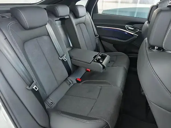 Audi Q8 E-tron - Imagem 17