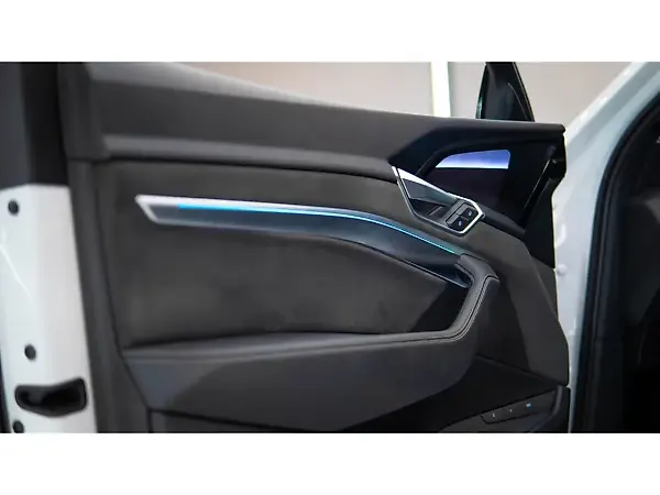 Audi E-tron S Sportback - Imagem 20