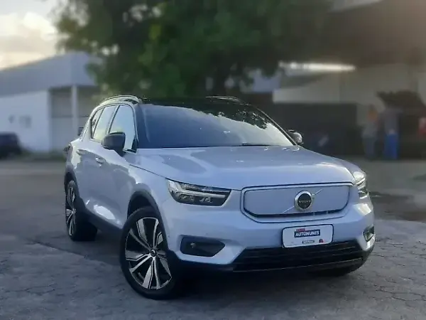 Volvo XC40 Recharge - Imagem 1