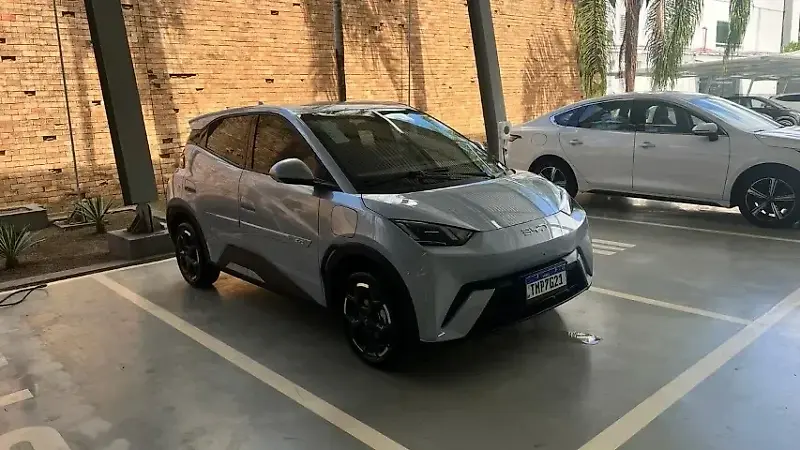 BYD Dolphin Mini - Imagem 1